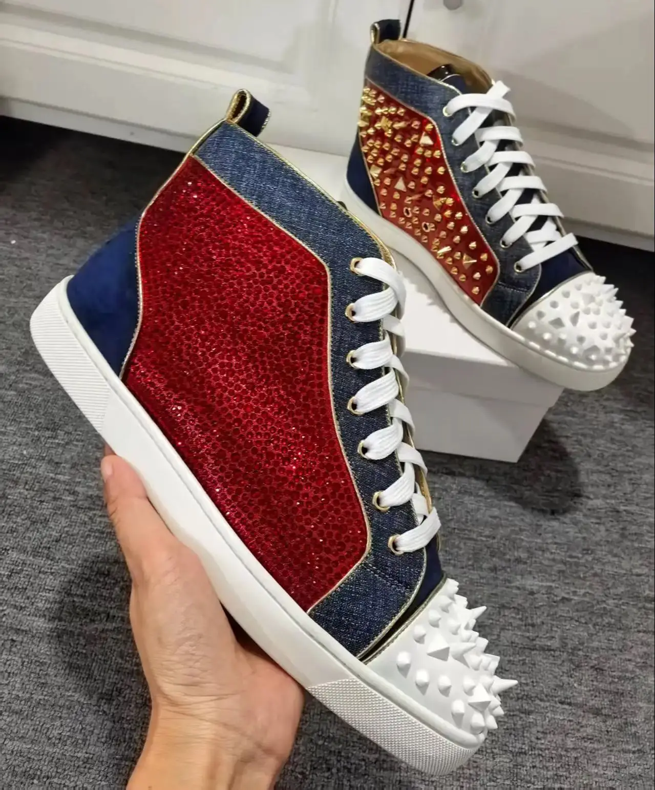Men Shoes Red Bottom - أحجار الراين الحمراء الذهب المسامير المعدنية