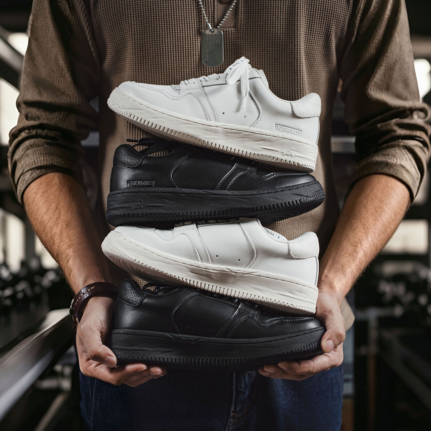 Men'S Shoes Black And White - أحذية رياضية كلاسيكية بيضاء وسوداء من