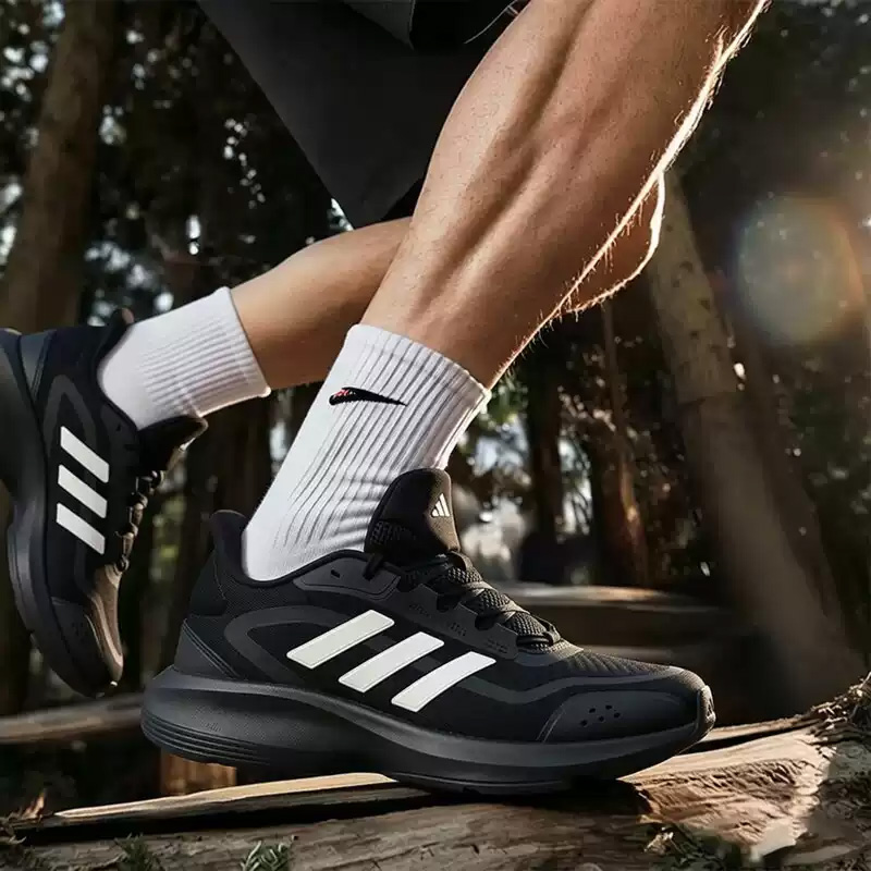 أحذية أديداس للرجال للجري في ف - مراجعة Men'S Shoes Half Cut وسعره