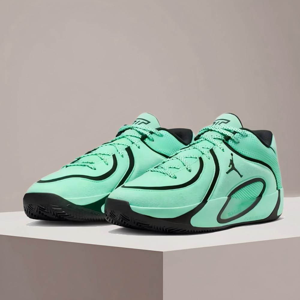 حذاء كرة السلة Nike Jordan Tat - مراجعة Men Shoes Jordan 4 وسعره