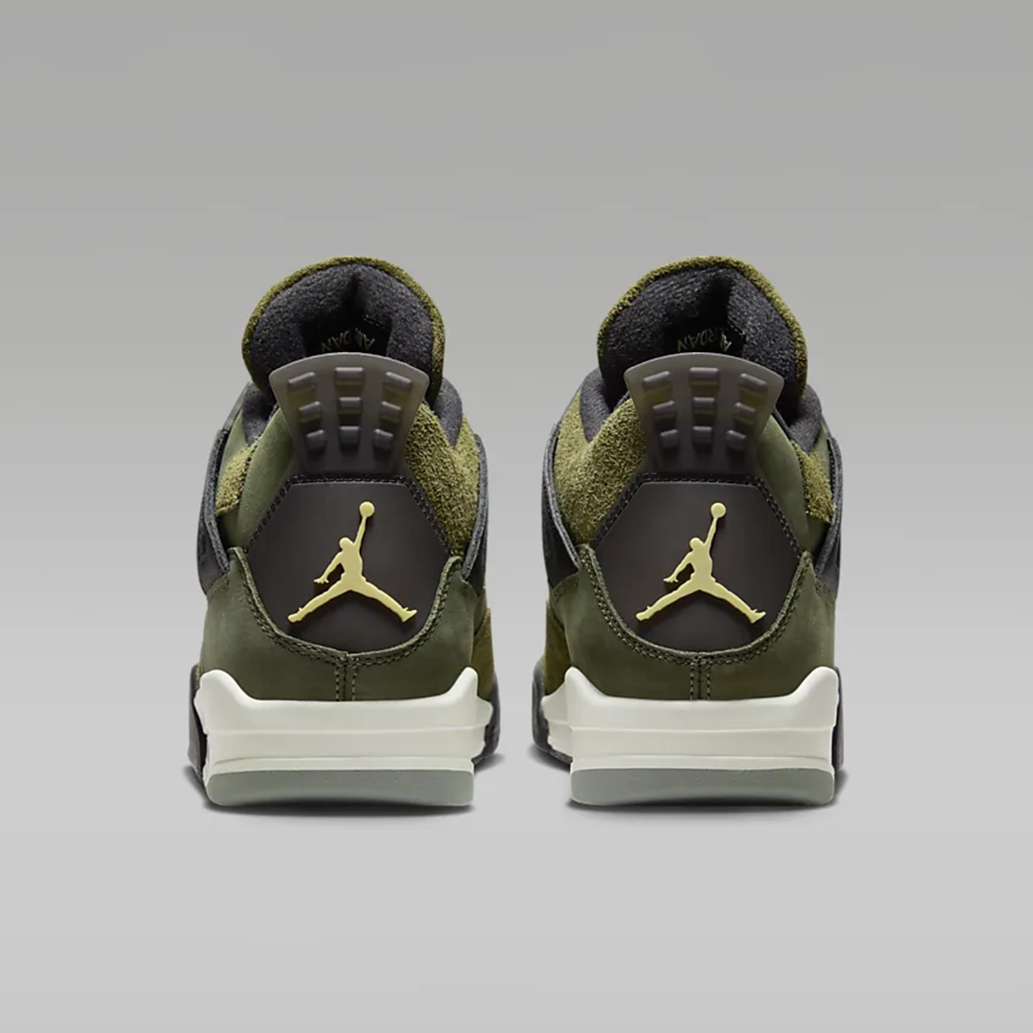 حذاء نايك أصلي للرجال من طراز  - مراجعة Men Shoes Jordan 4 وسعره