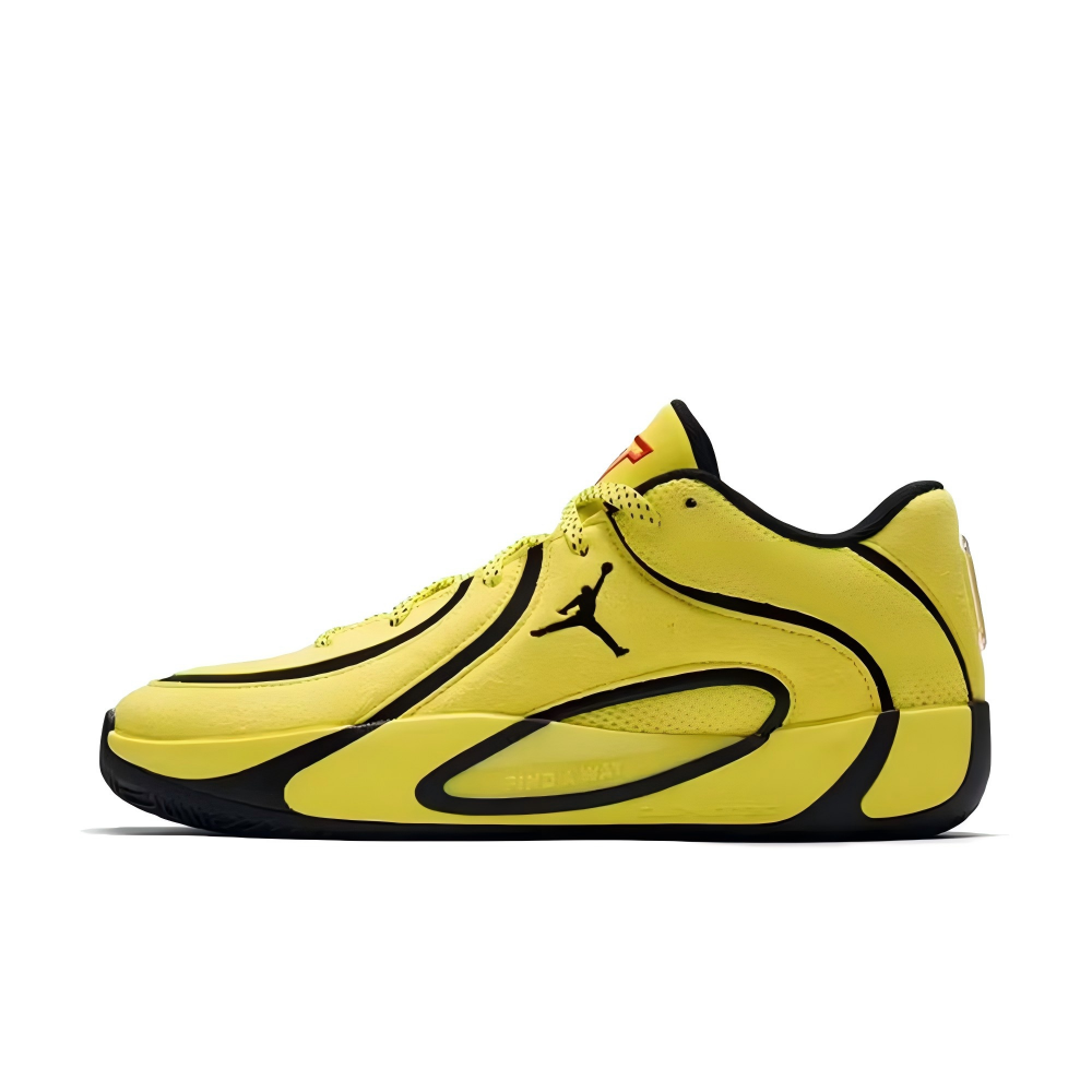 حذاء كرة السلة للرجال من نايك  - مراجعة Men Shoes Jordan 4 وسعره